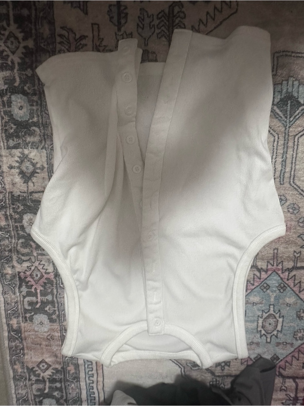 White Ribbed Button-Front Crop Top with Front Split - Picture 4 of 6